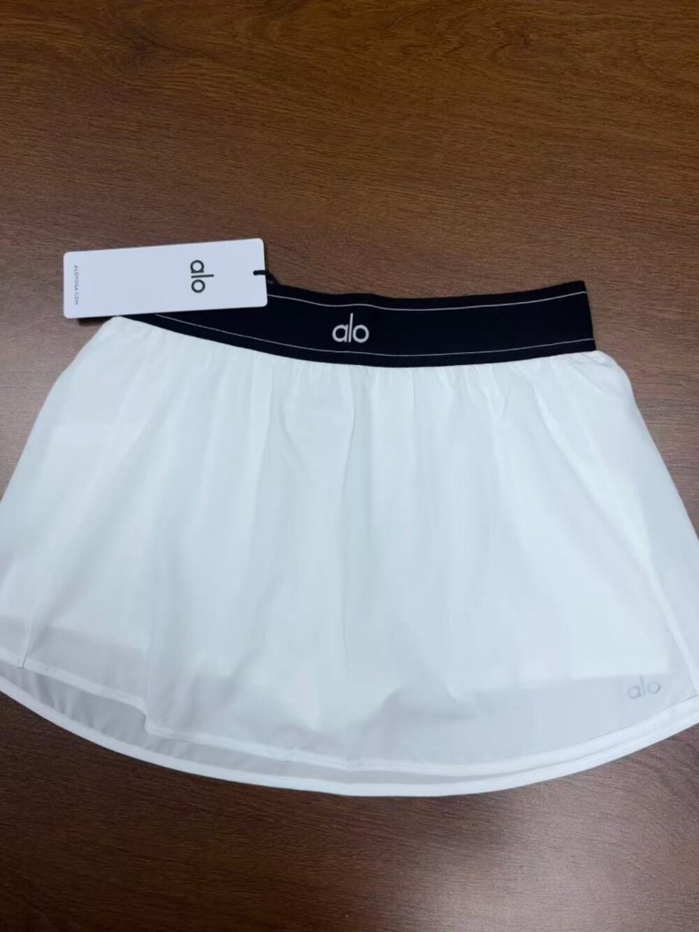 NWT ALO Yoga Match Point Tennis Skirt White 🤍 Built-In Shorts - Picture 2 of 7